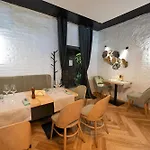 Barrique Garden Guest house