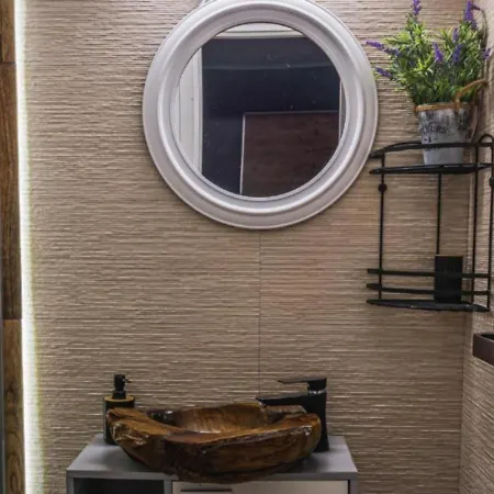 Barrique Garden Гостьовий будинок Брашов